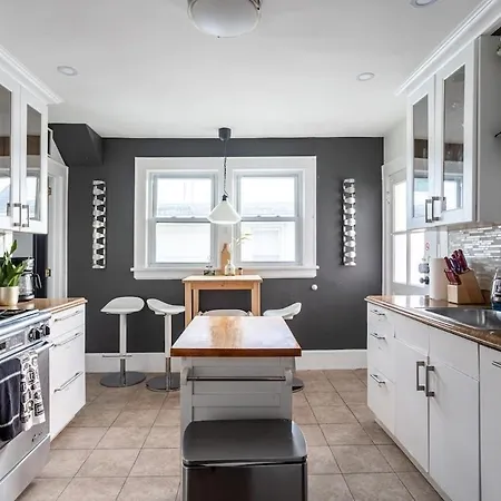 Modern 3Br Apartment Downtown Harborpt I-95 Train